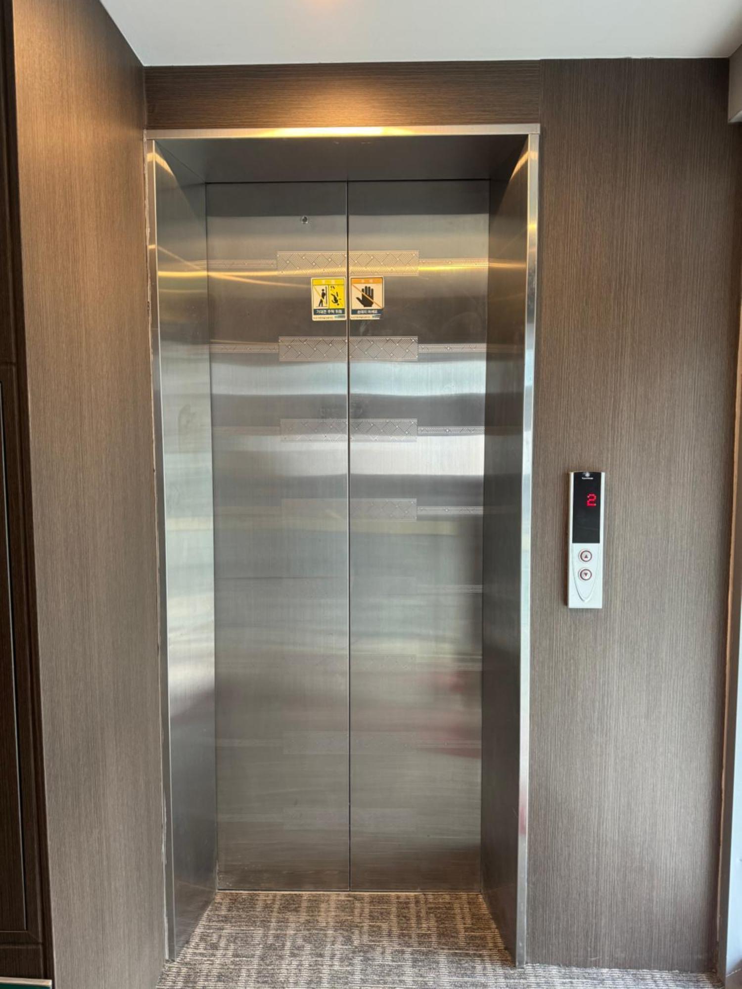 Oyo Hostel Myeongdong 6 Seoul Ngoại thất bức ảnh